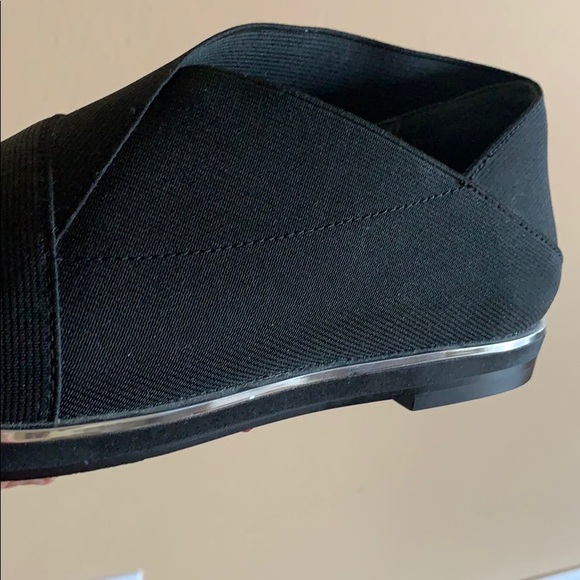 Shoe - Picture 6 of 6